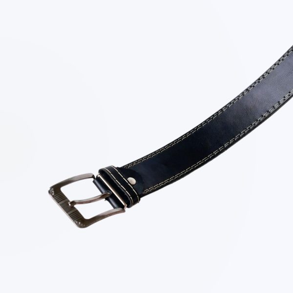 Ceinture en cuir . Noir